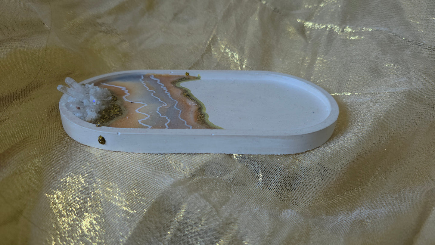Opulent Gold & Quartz Geode Tray
