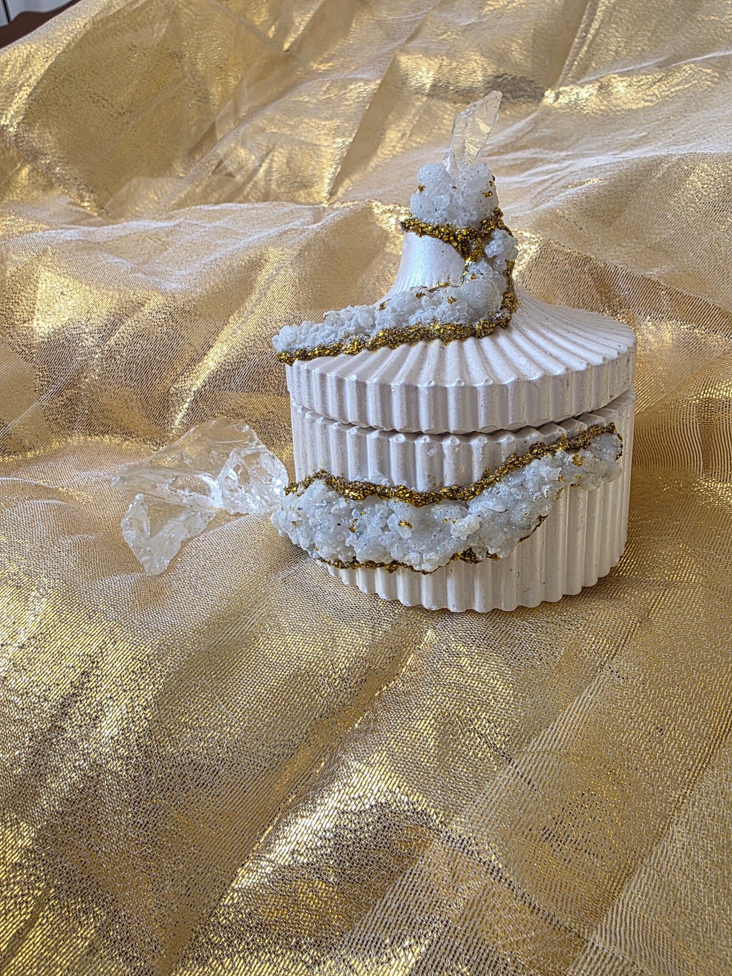 Fluted Ribbed Design