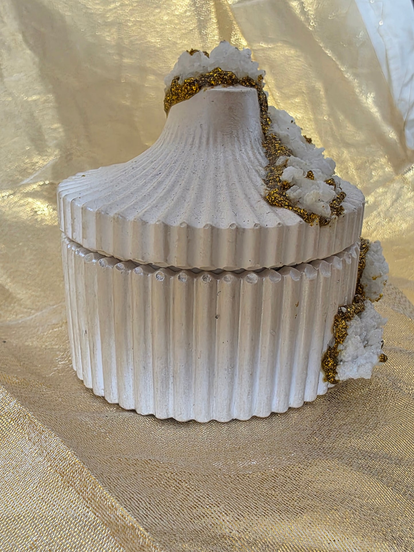 Luxe Crystal Trinket Jar – White Gold Elegance